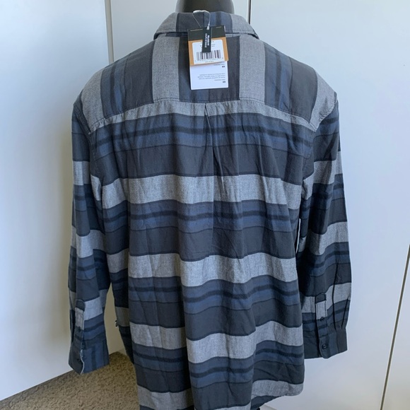 The North Face Berkeley women’s XL gray black LS shirt - Picture 5 of 5